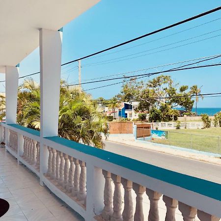 Coastal Express Inn & Suites #1 At 681 Ocean Drive Islote Екстериор снимка